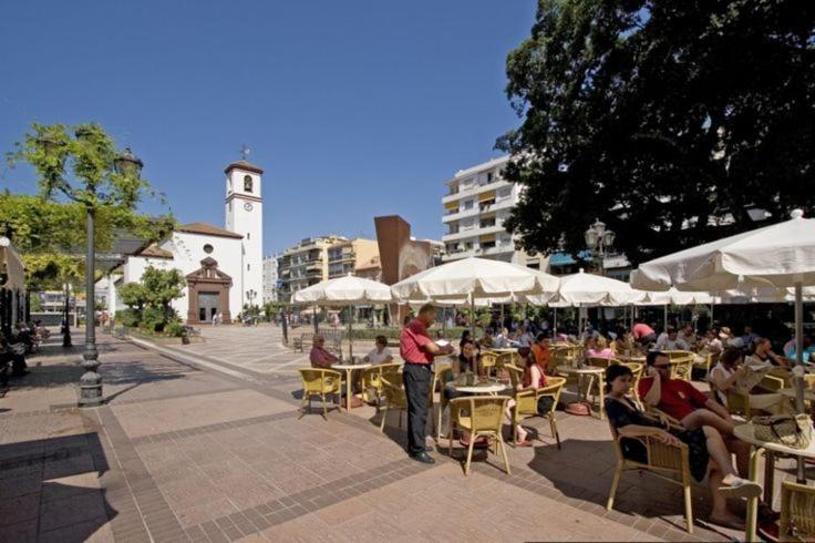 Fully Renovated Apartment In The Heart Of Fuengirola, 2 Min Walk To The Beach Eksteriør billede