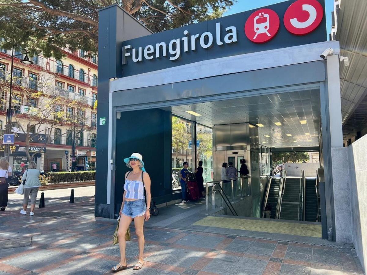 Fully Renovated Apartment In The Heart Of Fuengirola, 2 Min Walk To The Beach Eksteriør billede