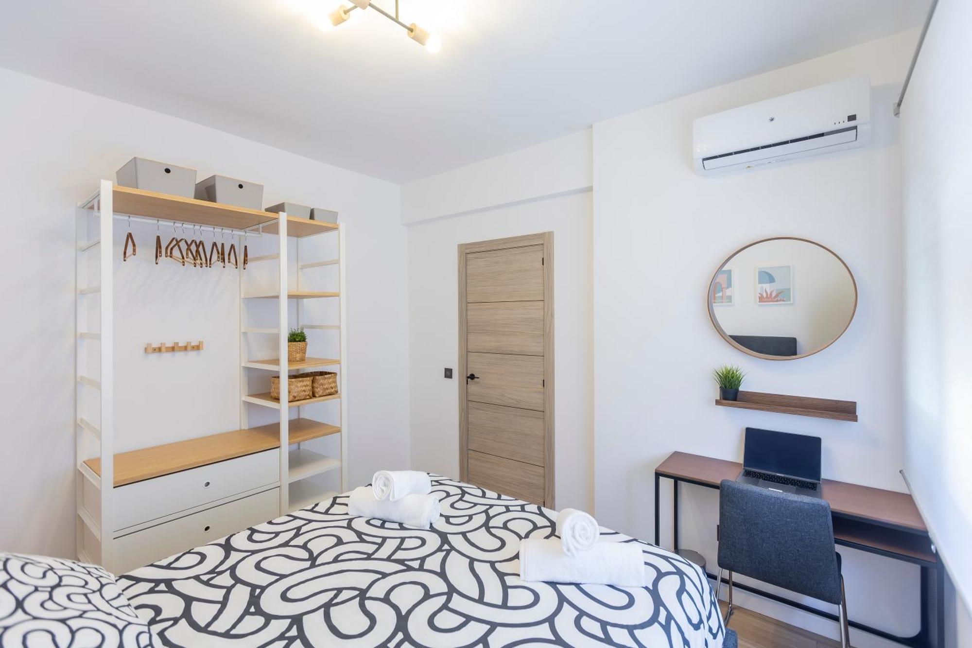 Fully Renovated Apartment In The Heart Of Fuengirola, 2 Min Walk To The Beach Eksteriør billede